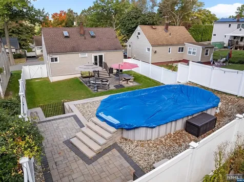 8 Phyllis Road West Orange NJ 07052