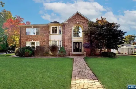 715 Leclerc Avenue River Vale NJ 07675