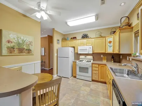 13 Gabriella Circle Manchester NJ 08759