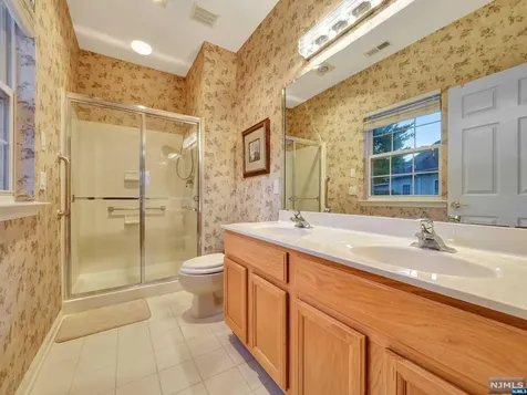 13 Gabriella Circle Manchester NJ 08759