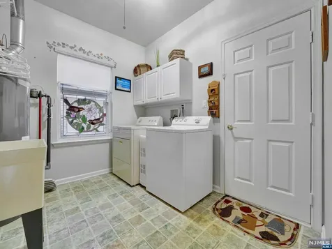 13 Gabriella Circle Manchester NJ 08759