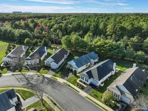 13 Gabriella Circle Manchester NJ 08759