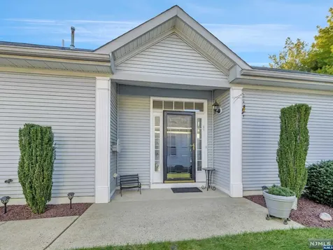 13 Gabriella Circle Manchester NJ 08759