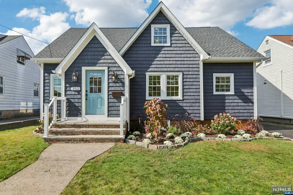 352 Madison Avenue Clifton NJ 07011