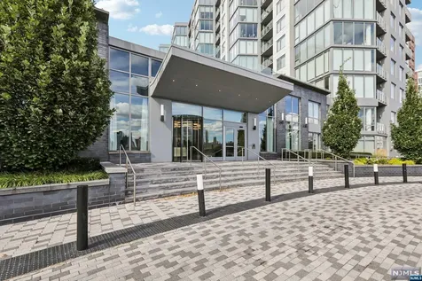 9 Avenue At Port Imperial West New York NJ 07093