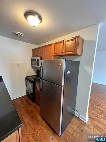 161 18th Street Union City NJ 07087