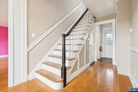29 13th Avenue Elmwood Park NJ 07407