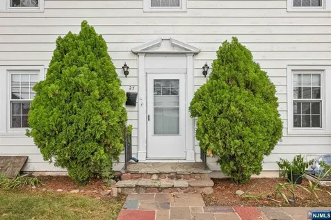 29 13th Avenue Elmwood Park NJ 07407