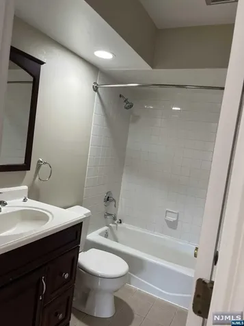 155 Surrey Court Ramsey NJ 07446