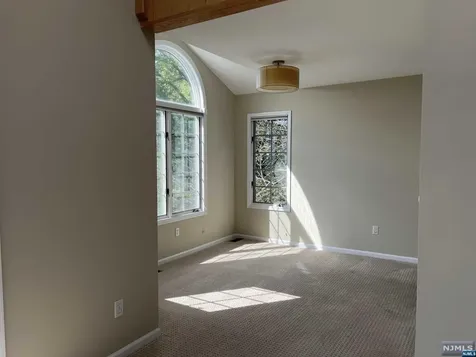 155 Surrey Court Ramsey NJ 07446