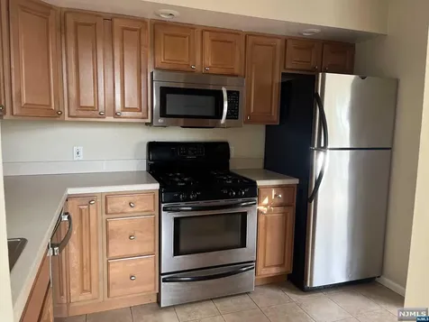 155 Surrey Court Ramsey NJ 07446