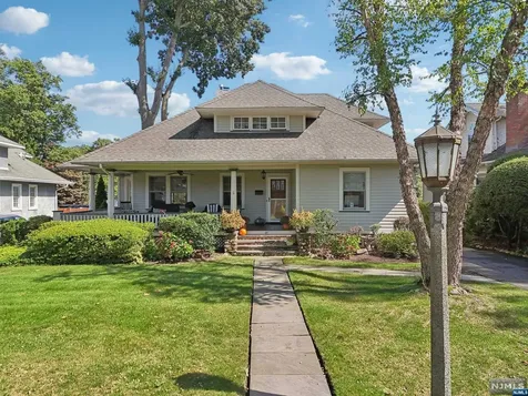 49 Bradford Street Glen Rock NJ 07452