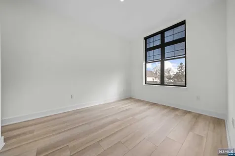 1 Union Avenue Cresskill NJ 07626