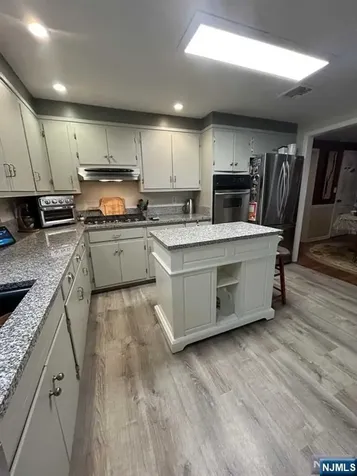 17 Locust Street Wanaque NJ 07420