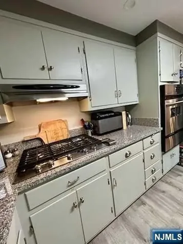 17 Locust Street Wanaque NJ 07420