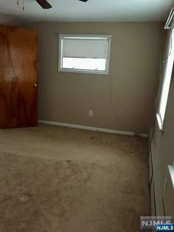 17 Locust Street Wanaque NJ 07420