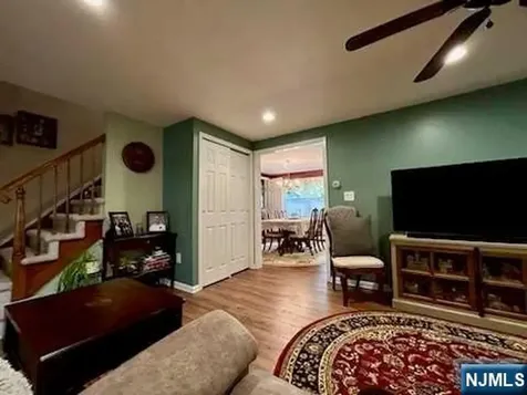 17 Locust Street Wanaque NJ 07420
