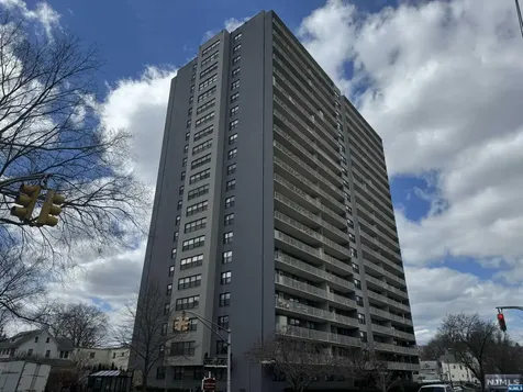 285 Aycrigg Avenue Passaic NJ 07055