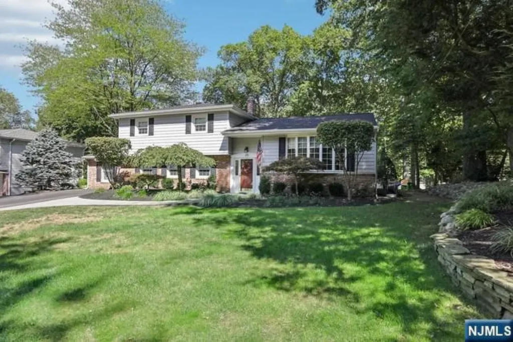 20 Chris Avenue Hillsdale NJ 07642