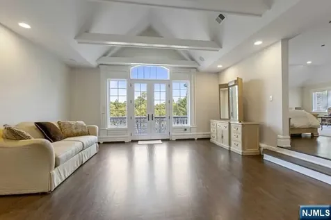 51 Chestnut Ridge Road Saddle River NJ 07458