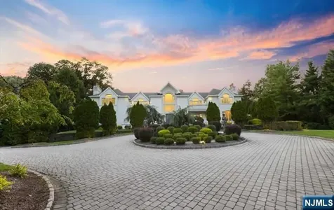 51 Chestnut Ridge Road Saddle River NJ 07458
