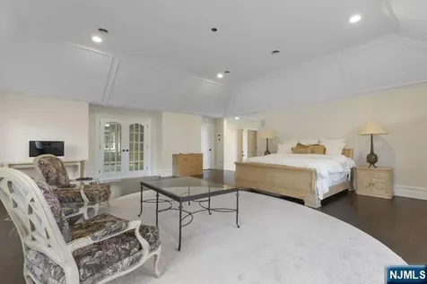 51 Chestnut Ridge Road Saddle River NJ 07458