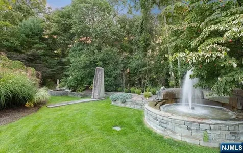 51 Chestnut Ridge Road Saddle River NJ 07458