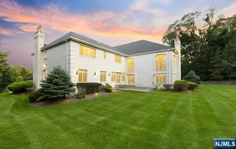 51 Chestnut Ridge Road Saddle River NJ 07458