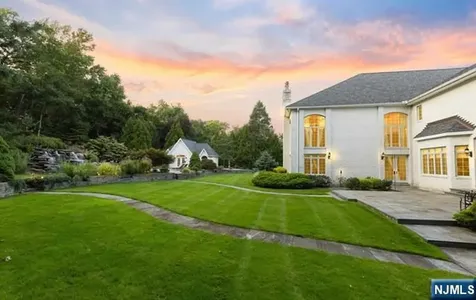 51 Chestnut Ridge Road Saddle River NJ 07458