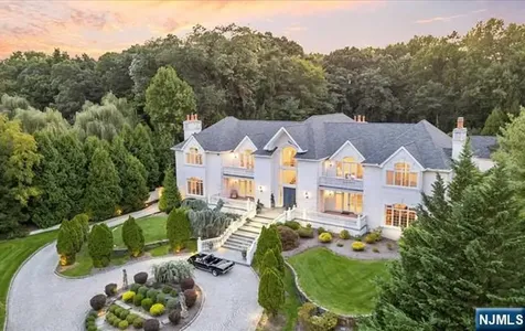 51 Chestnut Ridge Road Saddle River NJ 07458