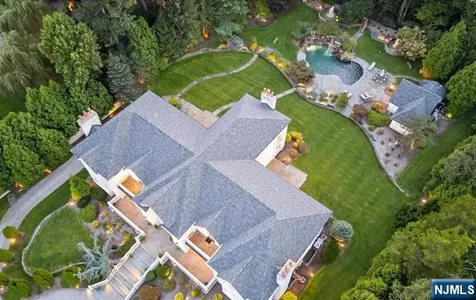 51 Chestnut Ridge Road Saddle River NJ 07458