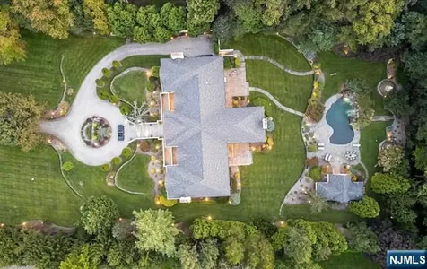 51 Chestnut Ridge Road Saddle River NJ 07458