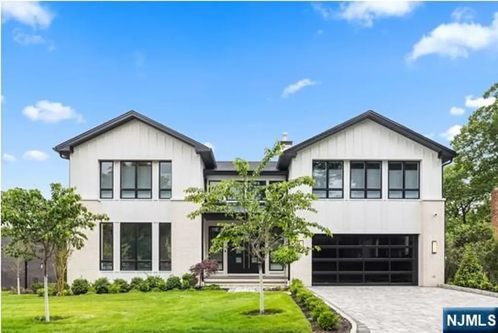 154 Wood Road Englewood Cliffs NJ 07632