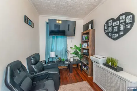 19 Barbara Street Newark NJ 07105
