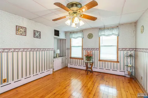 19 Barbara Street Newark NJ 07105