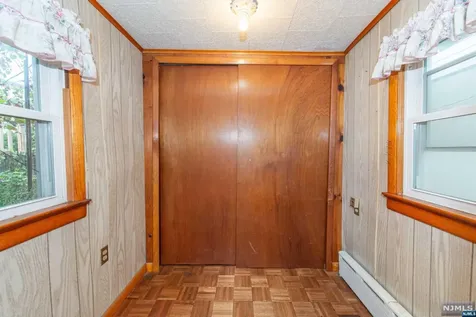19 Barbara Street Newark NJ 07105