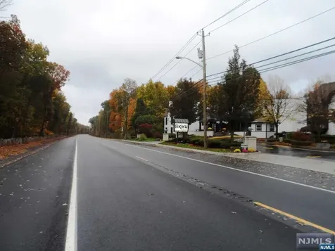 385 Route 9w Alpine NJ 07620