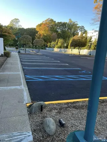 385 Route 9w Alpine NJ 07620