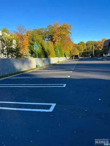 385 Route 9w Alpine NJ 07620