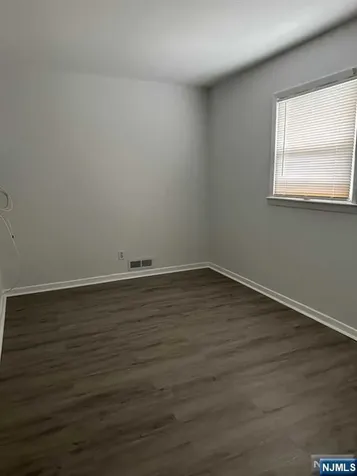 20 Pasadena Avenue Lodi NJ 07644