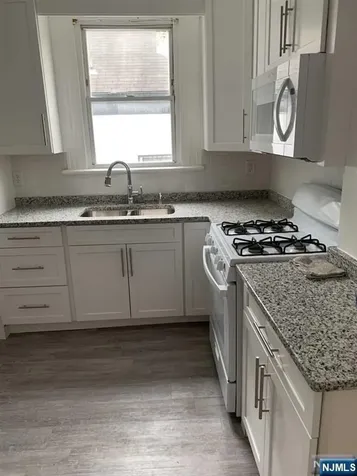 115 Oraton Street Newark NJ 07104