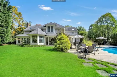 738 Beechcrest Drive River Vale NJ 07675