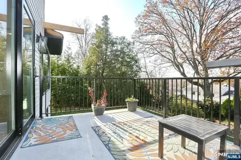 65 Engle Street Cresskill NJ 07626