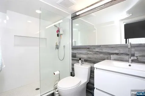65 Engle Street Cresskill NJ 07626