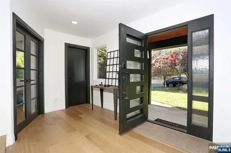 65 Engle Street Cresskill NJ 07626
