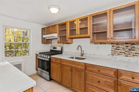 191 Knickerbocker Road Englewood NJ 07631