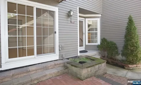 181 Grandview Lane Mahwah NJ 07430