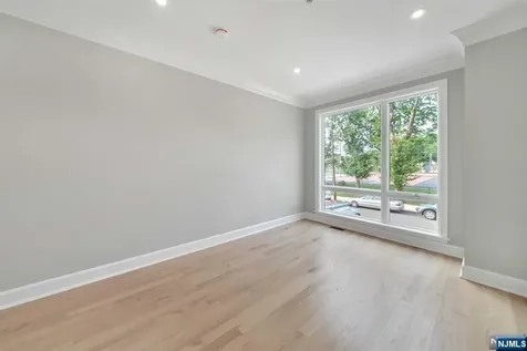 475 Oakdene Avenue Cliffside Park NJ 07010