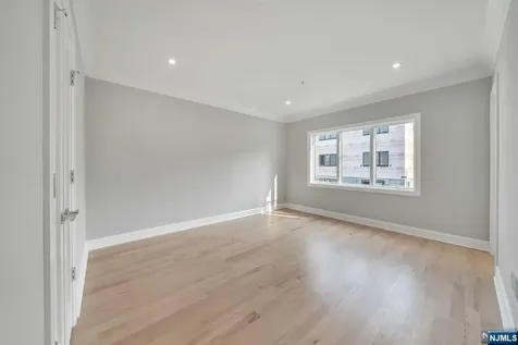 475 Oakdene Avenue Cliffside Park NJ 07010
