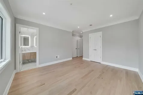 475 Oakdene Avenue Cliffside Park NJ 07010
